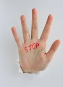 Contraindicaciones en estética: cuándo NO realizar un tratamiento estético